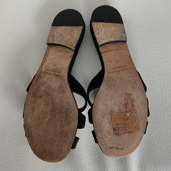 Manolo Blahnik Iluna black slip on sandals shoes  buckle size 38 - Picture 7 of 7